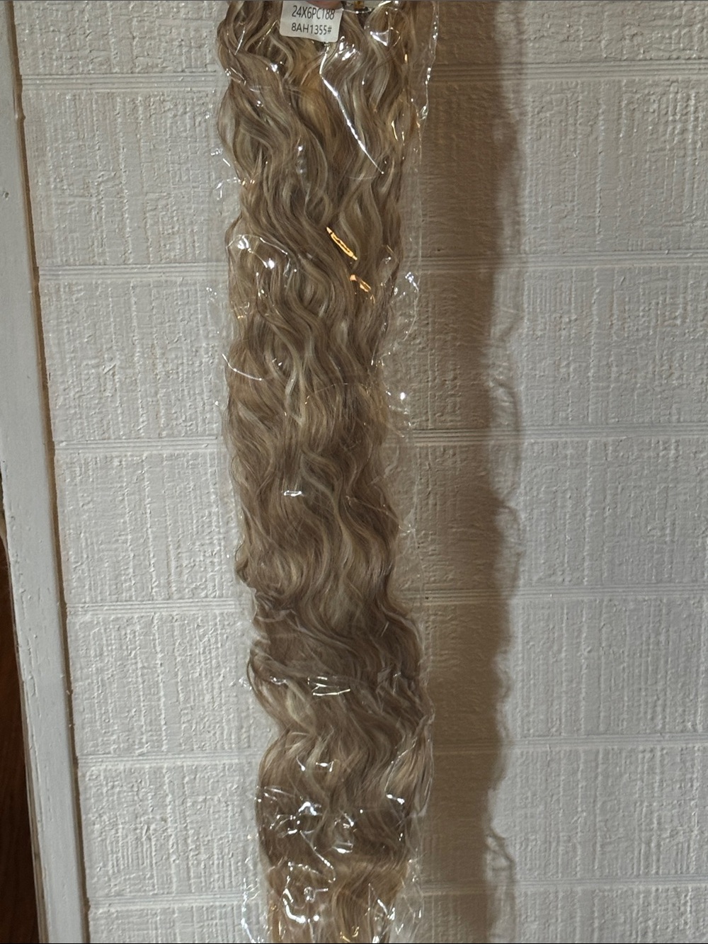 6piece Blonde Wavy Clip-In Hair Extension - Natural Light Blonde